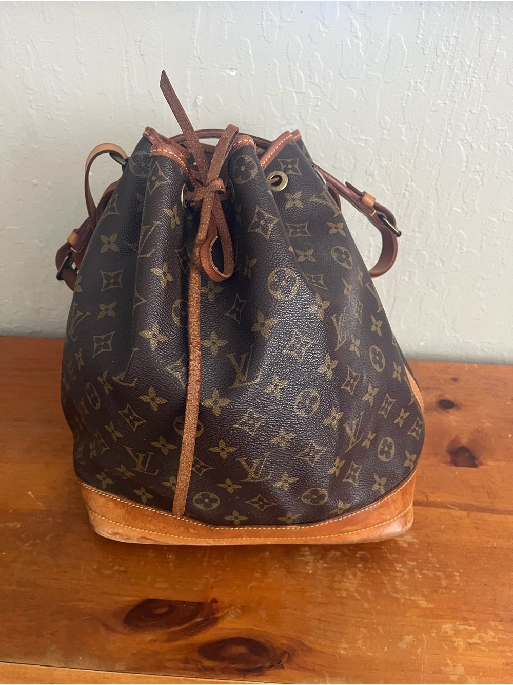 Vintage 80’s Louis Vuitton noe bucket bag